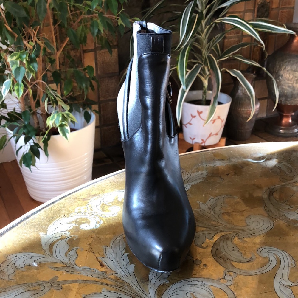 Pura Lopez black high heeled boots size 38 - Picture 3 of 7